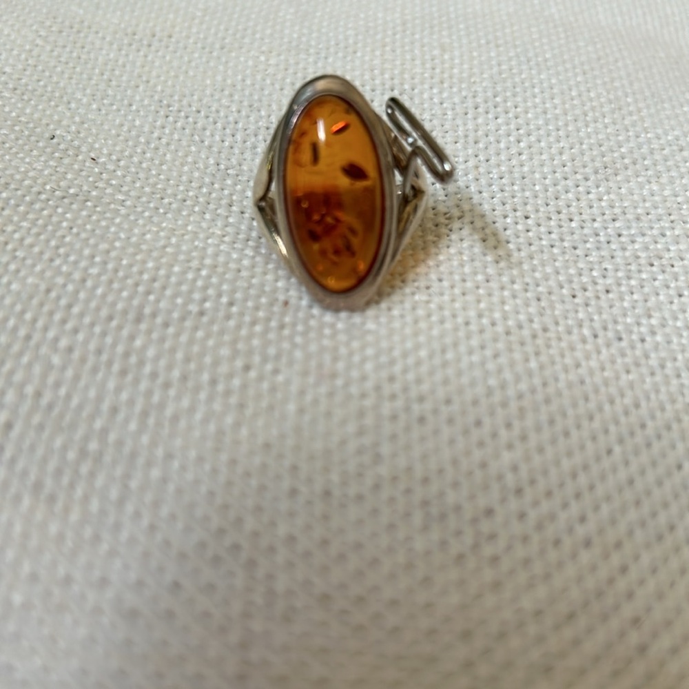 Beautiful amber ring - Picture 4 of 4